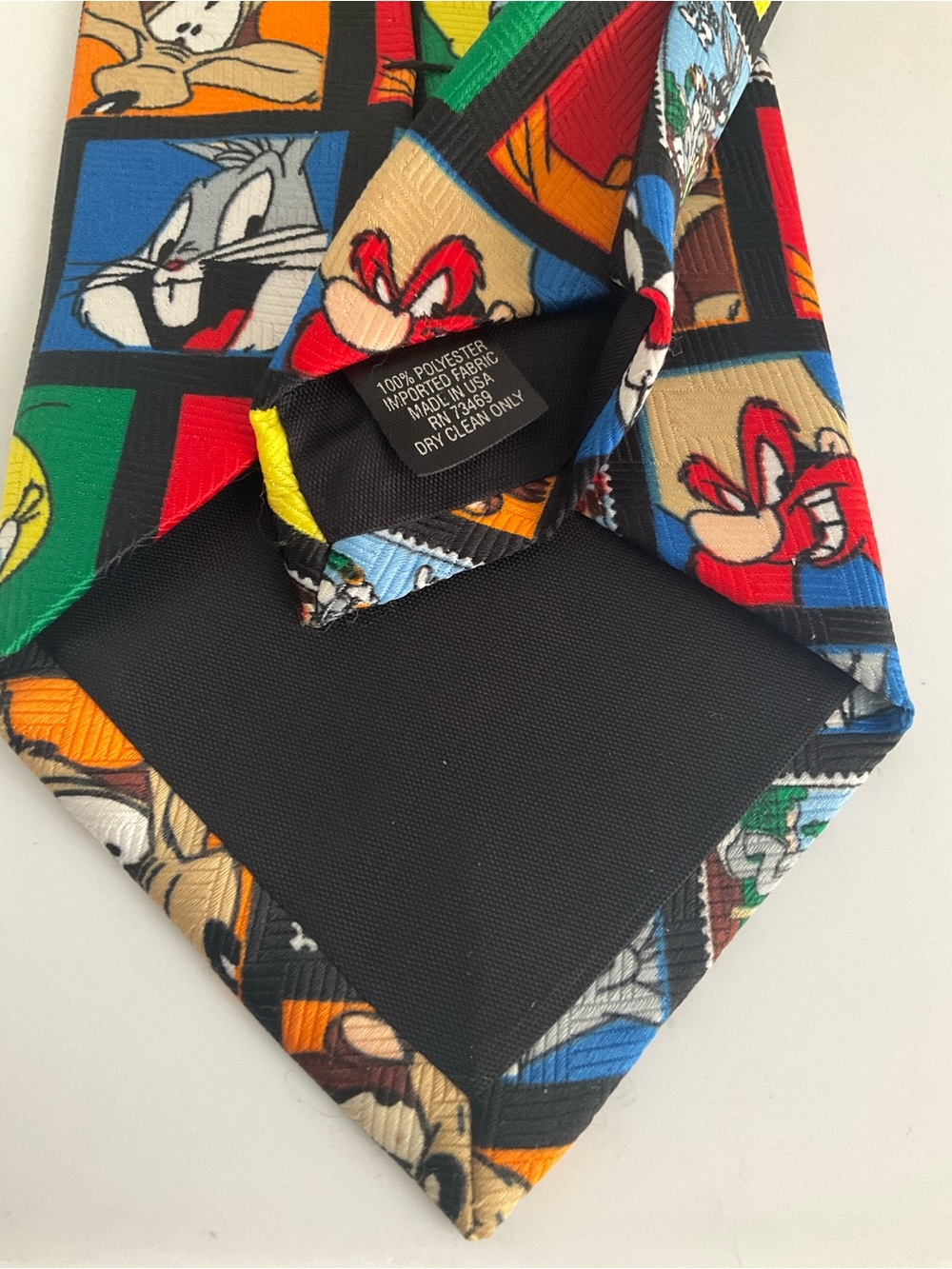 Vintage Colorful Looney Tunes Stamp Collection 1997 Character Tie - Picture 4 of 5